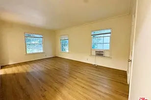 127 N Doheny Dr #127.5, West Hollywood, CA 90048 - Photo 1