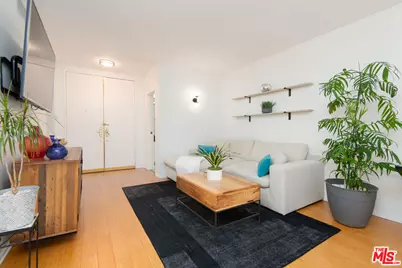 1131 Alta Loma Rd #123, West Hollywood, CA 90069 - Photo 1