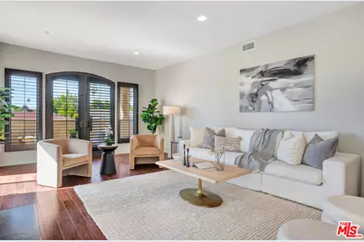 1414 S Beverly Glen Blvd #301, Los Angeles, CA 90024 - Photo 1