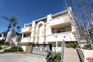 13801 Oxnard St, Los Angeles, CA 91401 - Photo 1