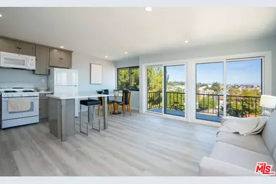 2030 S Cabrillo Ave #419, San Pedro, CA 90731 - Photo 1