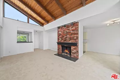1340 S Beverly Glen Blvd #303, Los Angeles, CA 90024 - Photo 1