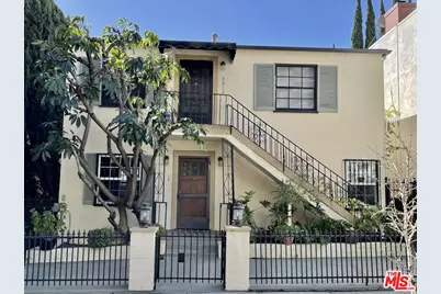 9052 Elevado St, West Hollywood, CA 90069 - Photo 1