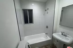 6207 Crenshaw Blvd, Los Angeles, CA 90043 - Photo 1