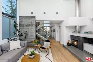 552 Grand Blvd, Venice, CA 90291 - Photo 1