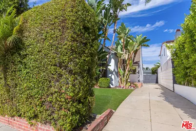 6431 Maryland Dr, Los Angeles, CA 90048 - Photo 1