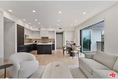 505 S Barrington Ave #401, Los Angeles, CA 90049 - Photo 1