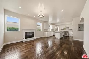 320 S Swall Dr, Los Angeles, CA 90048 - Photo 1