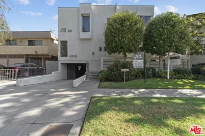 4238 Whitsett Ave #103, Studio City, CA 91604 - Photo 1