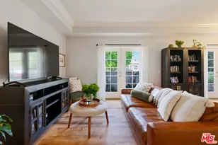 12010 Magnolia Blvd, Valley Village, CA 91607 - Photo 1