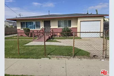 563 E 223rd St, Carson, CA 90745 - Photo 1