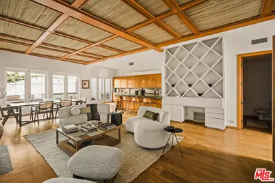 120 Pacific Ave, Venice, CA 90291 - Photo 1