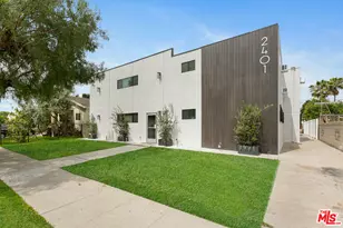 2401 S Sycamore Ave, Los Angeles, CA 90016 - Photo 1