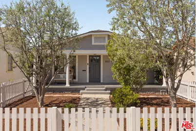 3037 11th Ave, Los Angeles, CA 90018 - Photo 1