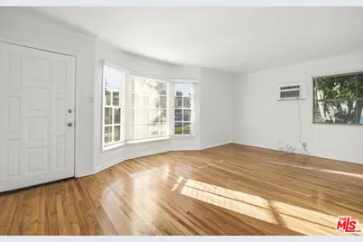 5324 Vantage Ave #2, Valley Village, CA 91607 - Photo 1