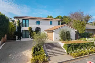 131 S Saltair Ave, Los Angeles, CA 90049 - Photo 1