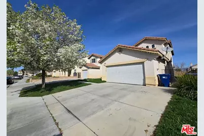 3273 W Avenue J10, Lancaster, CA 93536 - Photo 1