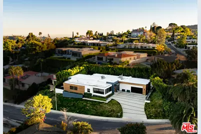 16366 Sloan Dr, Los Angeles, CA 90049 - Photo 1