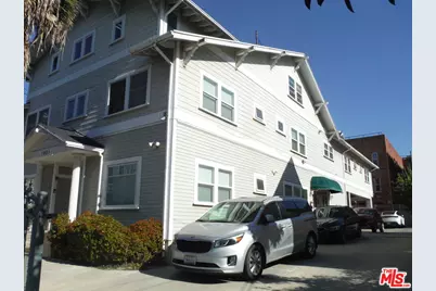 1821 W 12th Pl #Apt #2, Los Angeles, CA 90006 - Photo 1