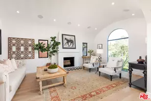 913 S Mullen Ave, Los Angeles, CA 90019 - Photo 1