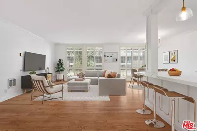 7270 Hillside Ave #302, Los Angeles, CA 90046 - Photo 1