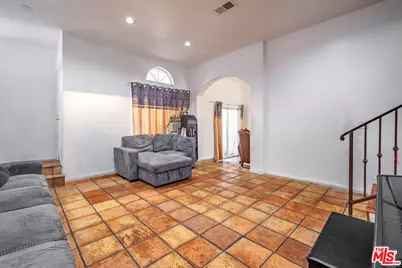 690 W 23rd St, San Pedro, CA 90731 - Photo 1