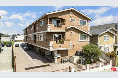 1559 W 207th St #2, Torrance, CA 90501 - Photo 1