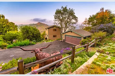 19818 Valley View Dr, Topanga, CA 90290 - Photo 1