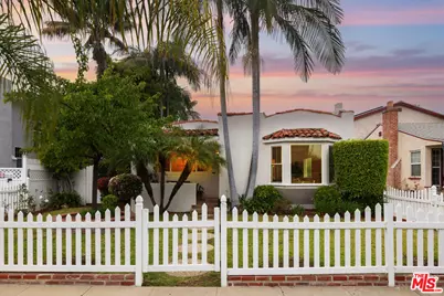 1377 Preston Way, Venice, CA 90291 - Photo 1