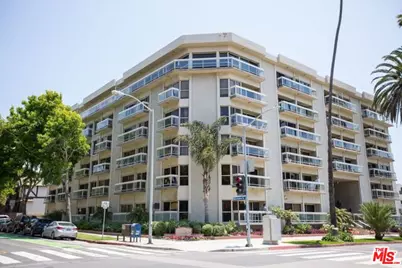 801 Ocean Ave #205, Santa Monica, CA 90403 - Photo 1