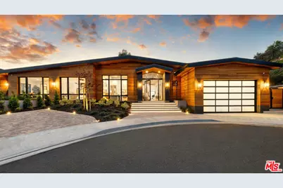 9153 Janice Pl, Beverly Hills, CA 90210 - Photo 1