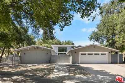 606 Thrift Rd, Malibu, CA 90265 - Photo 1