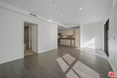 5800 Harold Way #304, Los Angeles, CA 90028 - Photo 1