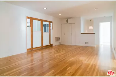 1223 N Crescent Heights Blvd, West Hollywood, CA 90046 - Photo 1