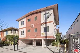 436 Normandie Pl, Los Angeles, CA 90004 - Photo 1