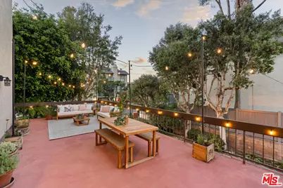 8180 Manitoba St #102, Playa del Rey, CA 90293 - Photo 1
