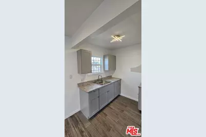 136 W 99th St #136 1/2, Los Angeles, CA 90003 - Photo 1