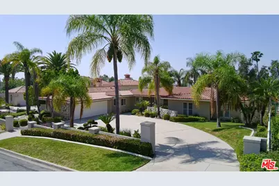 8697 Hillcrest Rd, Buena Park, CA 90621 - Photo 1