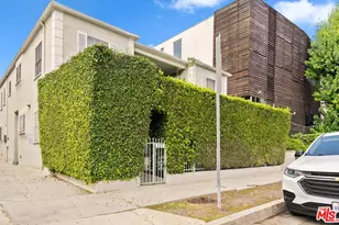 117 N Kings Rd, Los Angeles, CA 90048 - Photo 1