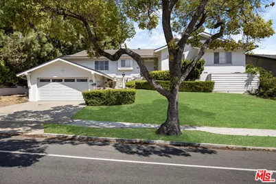 2332 Hillhurst Ave, Los Angeles, CA 90027 - Photo 1
