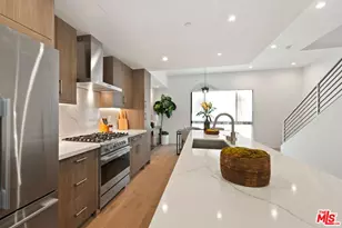 3803 S Verona Ct, Los Angeles, CA 90066 - Photo 1