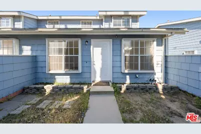 5033 W Avenue L10 #4, Lancaster, CA 93536 - Photo 1