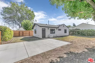 7309 N Wilbur, Reseda, CA 91335 - Photo 1