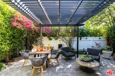 5139 Fulton Ave, Sherman Oaks, CA 91423 - Photo 1
