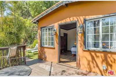 8170 Gould Ave, Los Angeles, CA 90046 - Photo 1