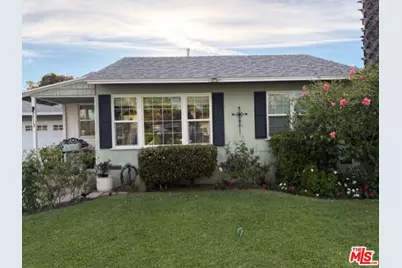 7713 Genesta Ave, Lake Balboa, CA 91406 - Photo 1