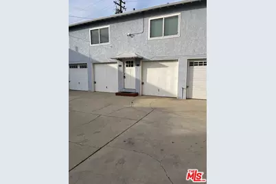 811 E Nutwood St #1/2, Inglewood, CA 90301 - Photo 1