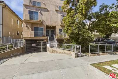 3637 Dunn Dr #104, Los Angeles, CA 90034 - Photo 1