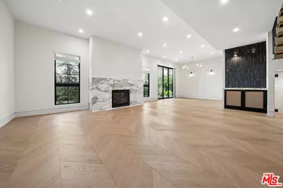 652 Huntley Dr #103, West Hollywood, CA 90069 - Photo 1