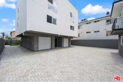 7306 Independence Ave, Canoga Park, CA 91303 - Photo 1
